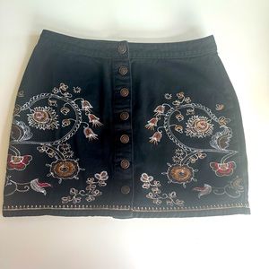 Dex black denim embroidered mini skirt